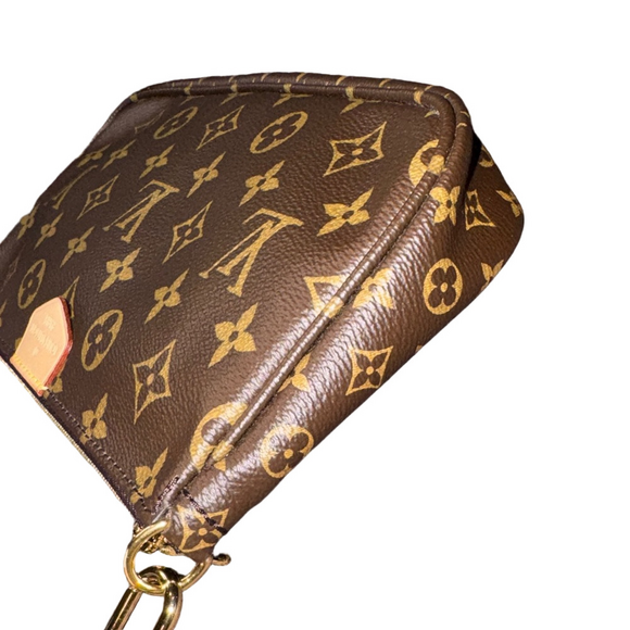 Louis Vuitton  Multi Pochette Accessories Monogram - Picture 6 of 14